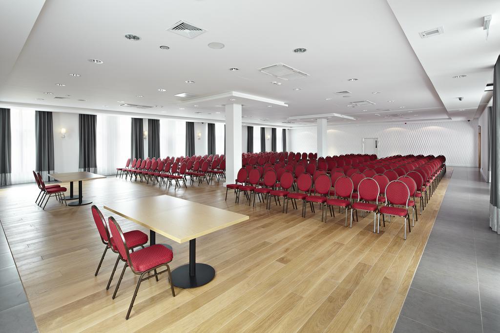 Mercure Wiazowna Brant Esterno foto